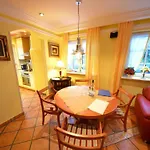 Lotsenhaus By Interhome بيت للعطل
